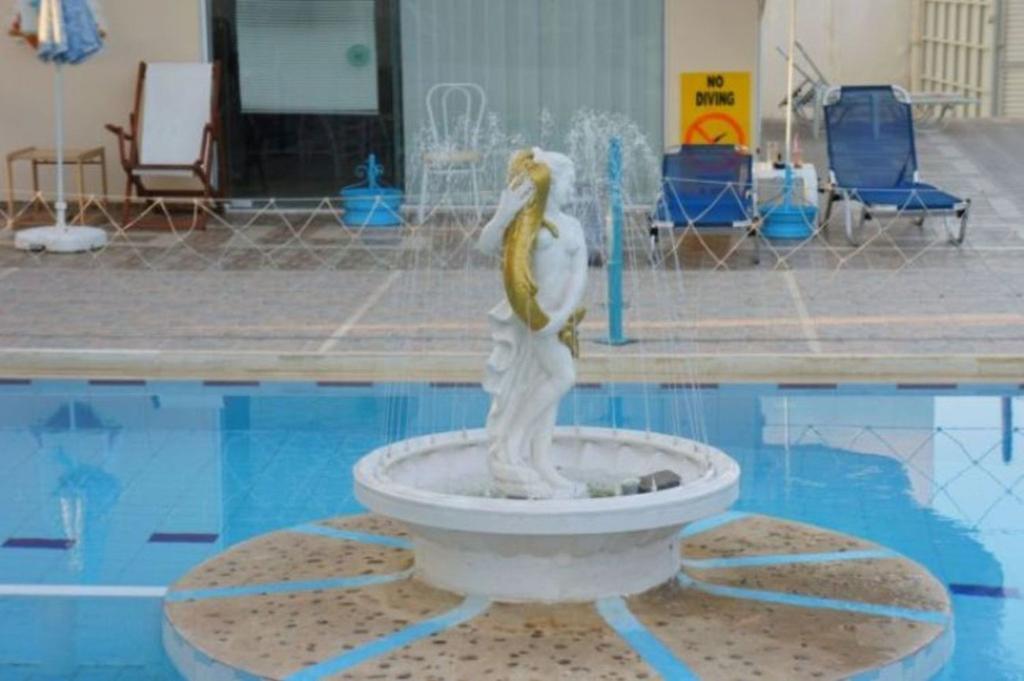 كاتو ذاراتسو Sun City المظهر الخارجي الصورة