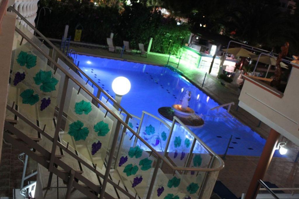 كاتو ذاراتسو Sun City المظهر الخارجي الصورة